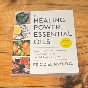 The Healing Power of Essential Oils Book